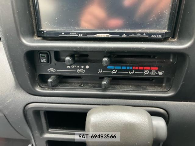 Daihatsu HIJET CARGO 2014-05 8817456-8