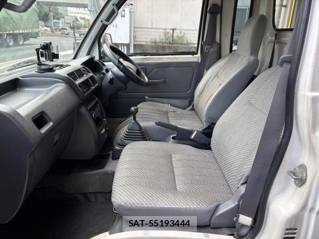 Daihatsu HIJET TRUCK 2000 8812526-7