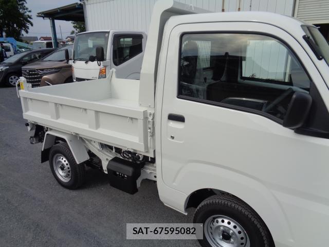Daihatsu HIJET TRUCK 2026-03 8813314-14