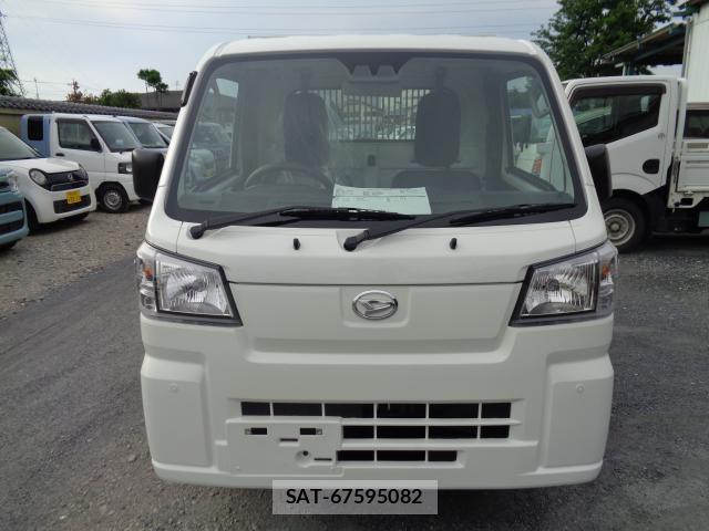 Daihatsu HIJET TRUCK 2026-03 8813314-15