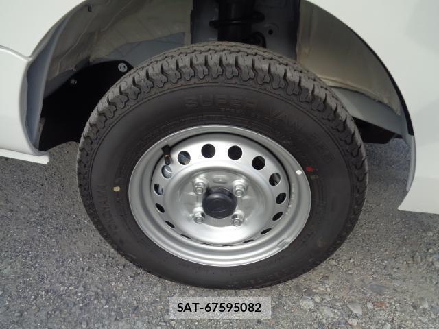 Daihatsu HIJET TRUCK 2026-03 8813314-16