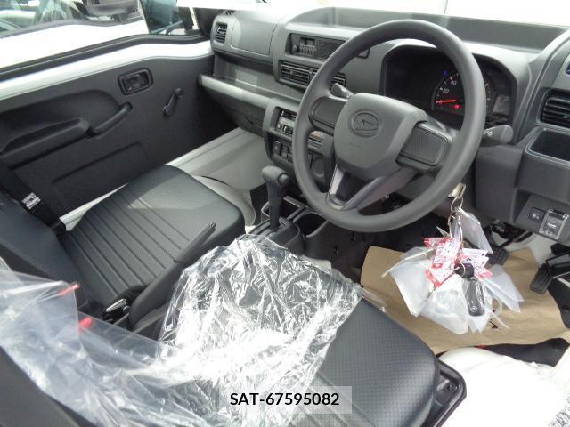 Daihatsu HIJET TRUCK 2026-03 8813314-4