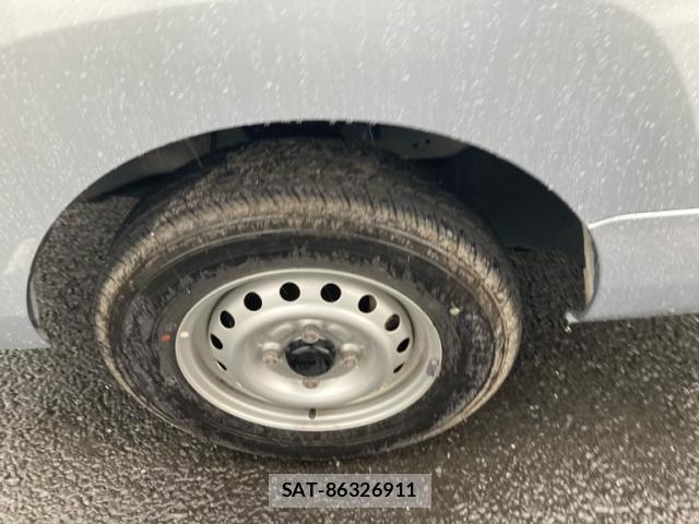 Daihatsu HIJET TRUCK 2015-04 8813495-3