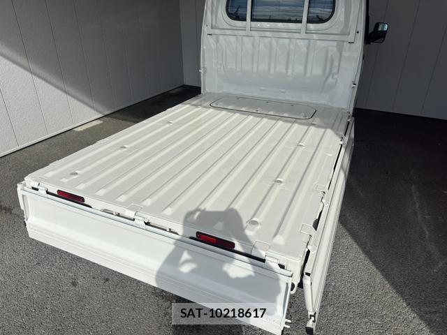 Daihatsu HIJET TRUCK 2025-09 8814273-6