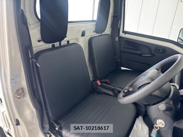 Daihatsu HIJET TRUCK 2025-09 8814273-7