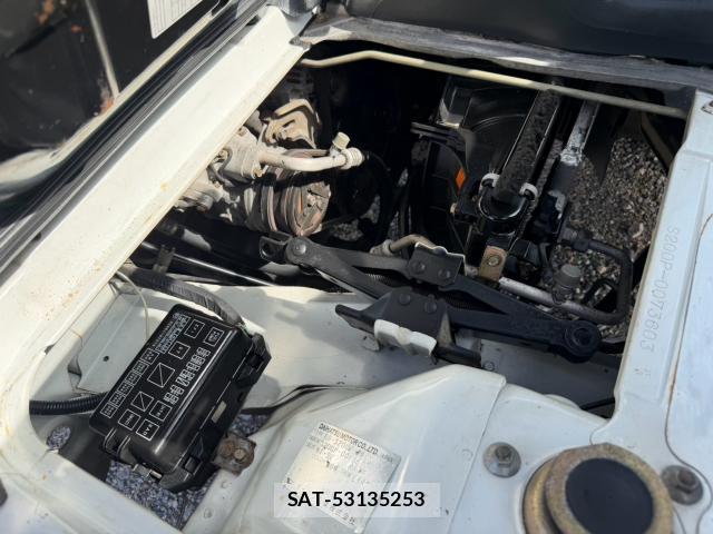 Daihatsu HIJET TRUCK 2001 8814943-4