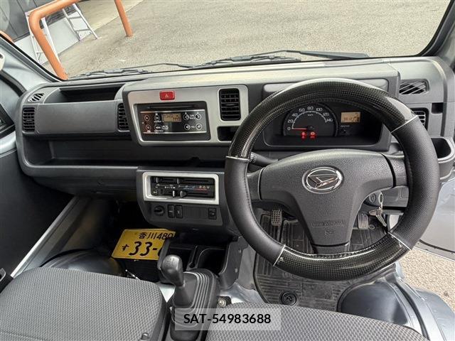 Daihatsu HIJET TRUCK 2016-12 8815062-4