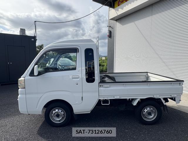 Daihatsu HIJET TRUCK 2017-04 8815132-10