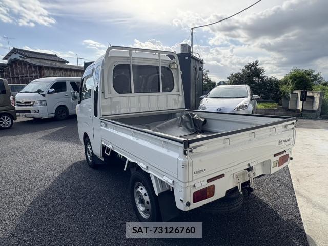 Daihatsu HIJET TRUCK 2017-04 8815132-14