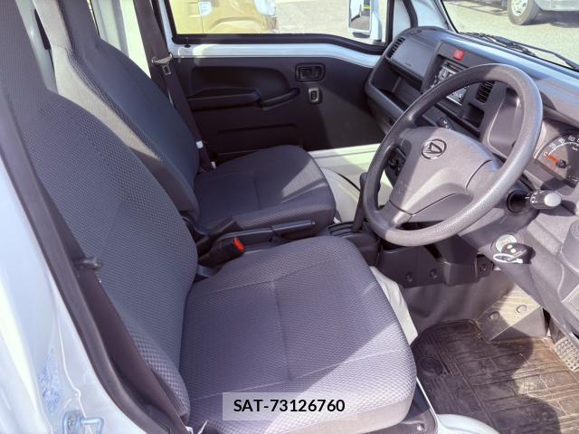 Daihatsu HIJET TRUCK 2017-04 8815132-15