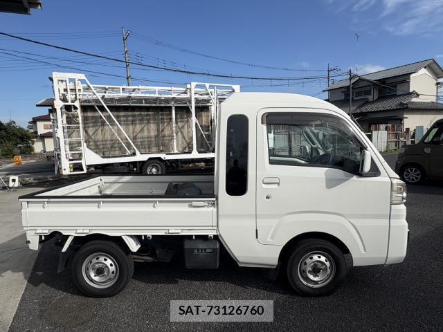 Daihatsu HIJET TRUCK 2017-04 8815132-3