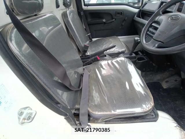 Daihatsu HIJET TRUCK 2016-07 8817065-3