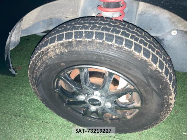 Daihatsu HIJET TRUCK 2015-01 8817622-5