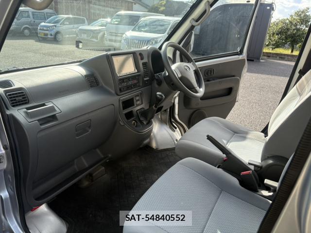 Daihatsu HIJET VAN 2014-04 8815133-4
