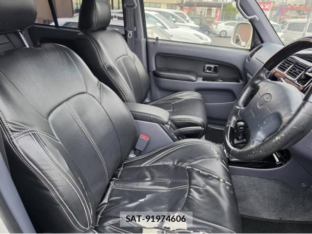 Toyota HILUX SURF 1998-06 8815172-6