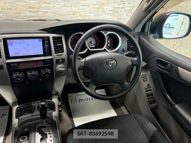 Toyota HILUX SURF 2006-03 8817026-15