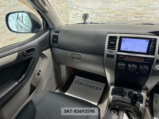 Toyota HILUX SURF 2006-03 8817026-16
