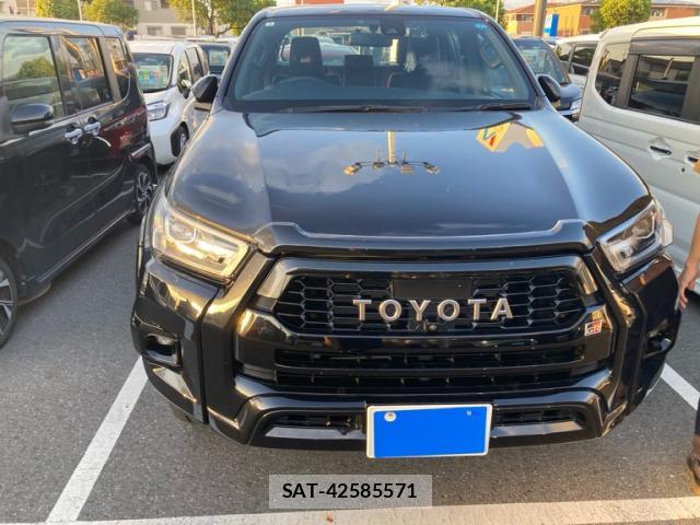 Toyota HILUX 2022-11 8812216-1