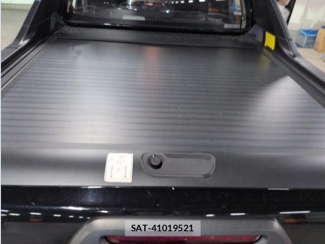Toyota HILUX 2024-09 8812558-2