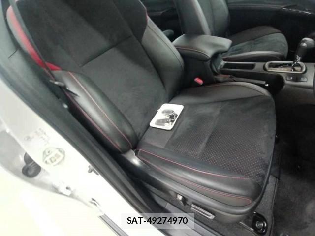 Toyota HILUX 2023-11 8812560-2
