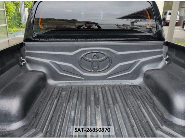 Toyota HILUX 2023-09 8812613-2