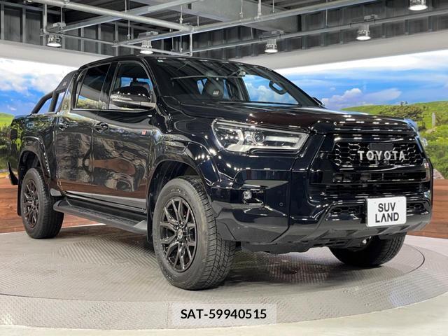 Toyota HILUX 2022-03 8812964-16