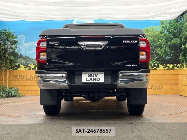 Toyota HILUX 2020-11 8813715-14