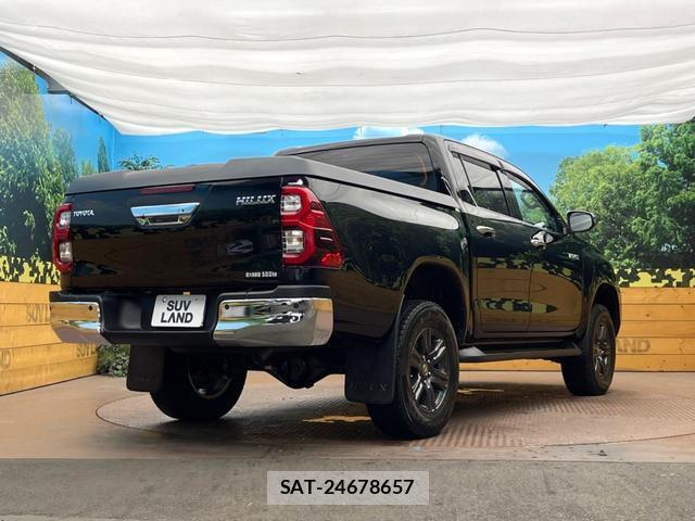 Toyota HILUX 2020-11 8813715-16