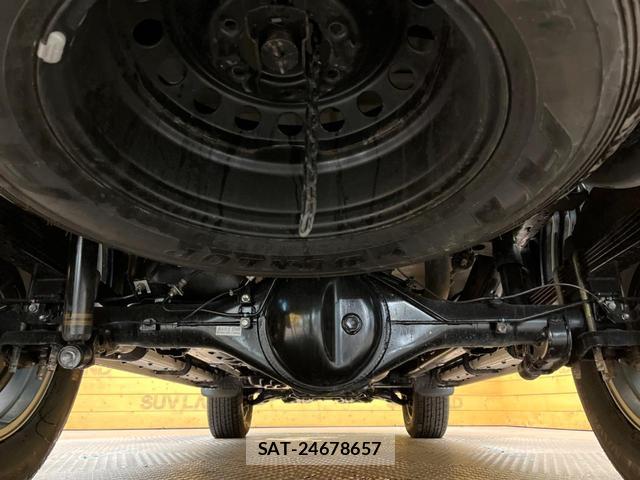 Toyota HILUX 2020-11 8813715-18
