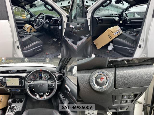 Toyota HILUX 2023-09 8813938-5