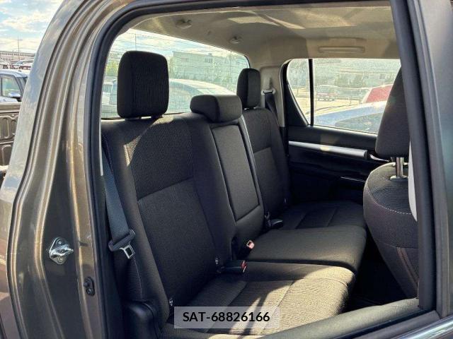Toyota HILUX 2024-09 8815397-4