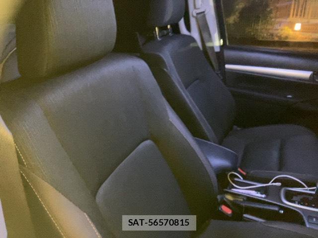 Toyota HILUX 2022-07 8815723-2