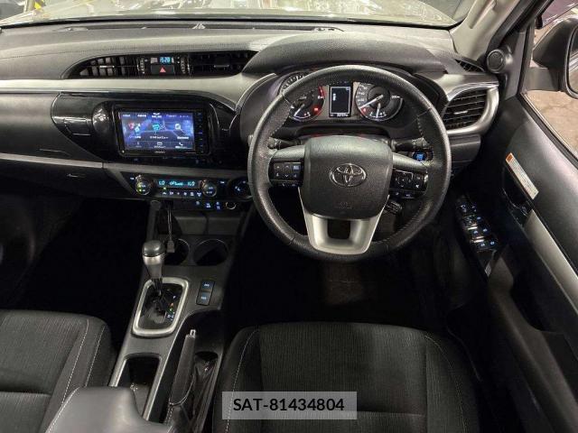 Toyota HILUX 2022-09 8816164-2