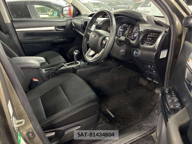Toyota HILUX 2022-09 8816164-3