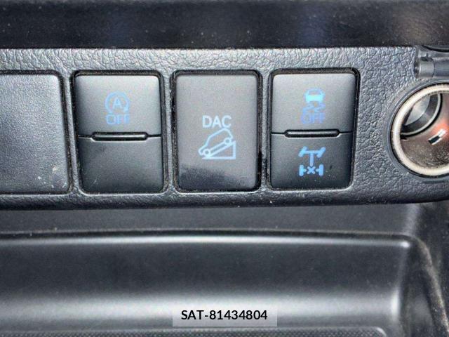 Toyota HILUX 2022-09 8816164-9