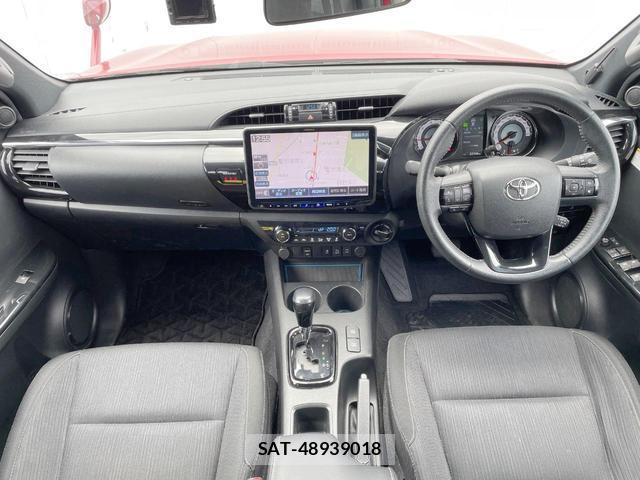 Toyota HILUX 2019-02 8817186-1