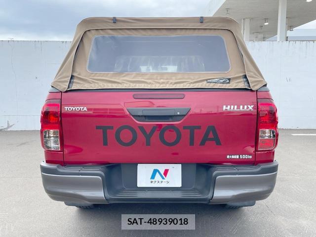 Toyota HILUX 2019-02 8817186-15