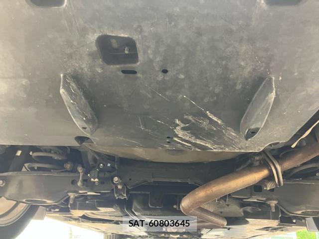 Lexus HS 2012-08 8812356-11