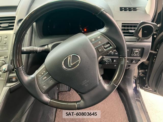 Lexus HS 2012-08 8812356-14