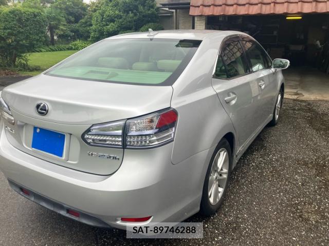 Lexus HS 2012-03 8814169-5