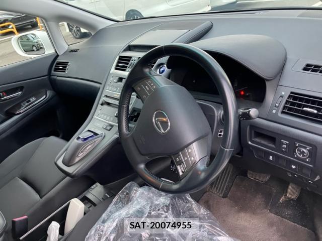 Lexus HS 2009-12 8814558-9