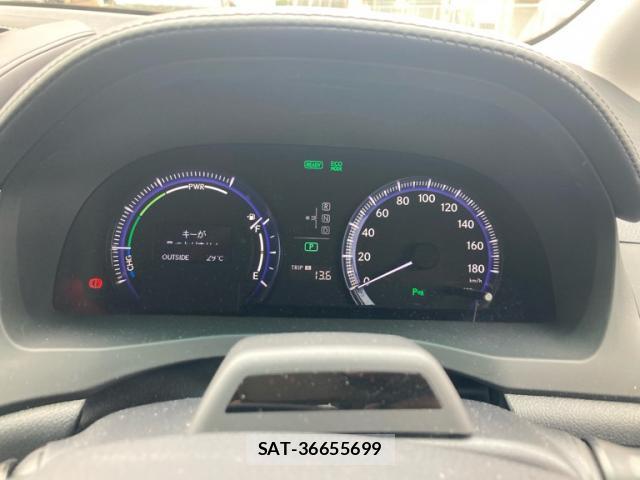Lexus HS 2010-04 8815221-15