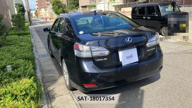 Lexus HS 2010-03 8815526-12
