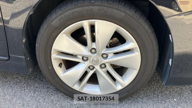 Lexus HS 2010-03 8815526-8