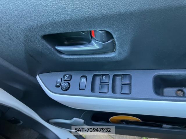 Suzuki HUSTLER 2014-11 8813316-17