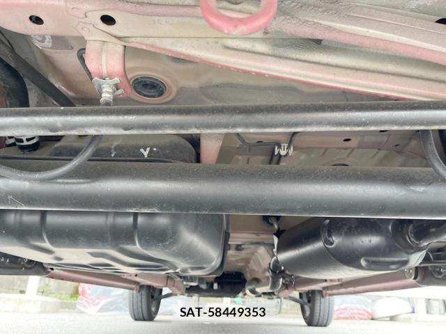 Suzuki HUSTLER 2017-07 8817812-18