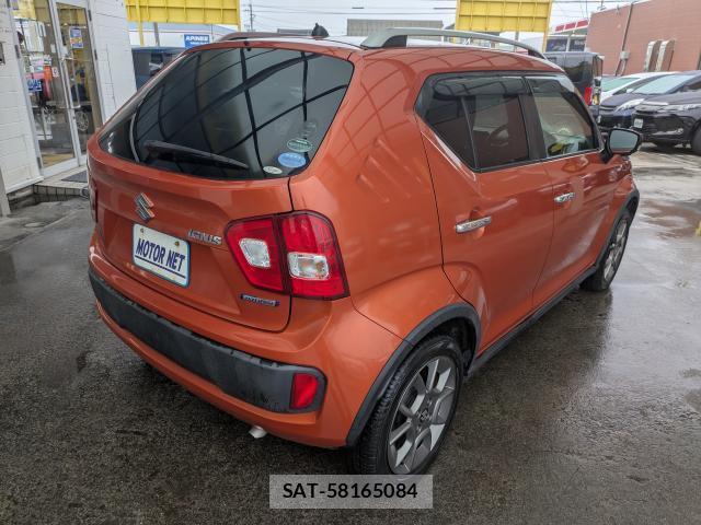 Suzuki IGNIS 2018-01 8814932-1