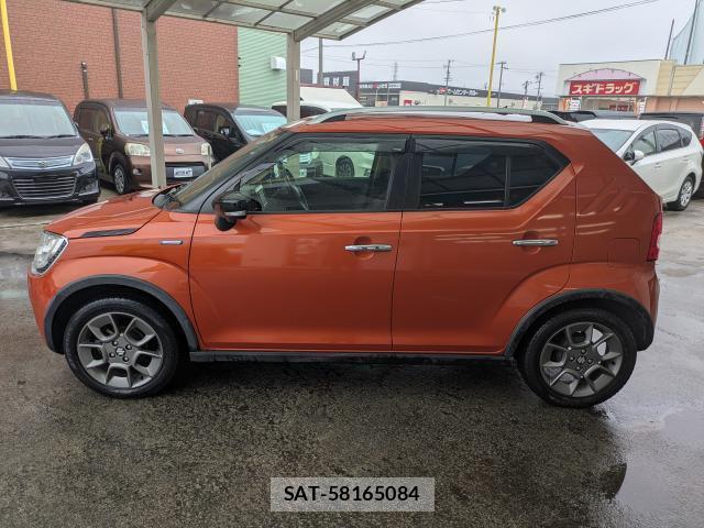 Suzuki IGNIS 2018-01 8814932-11