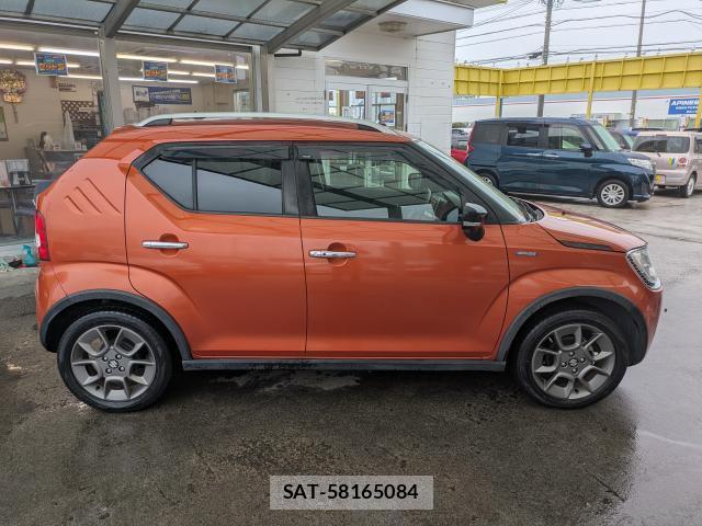 Suzuki IGNIS 2018-01 8814932-3