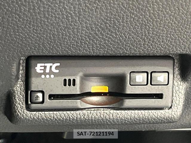 Suzuki IGNIS 2021-07 8817679-5